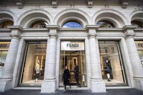 fendi headquarter da a|fendi fashion house interior.